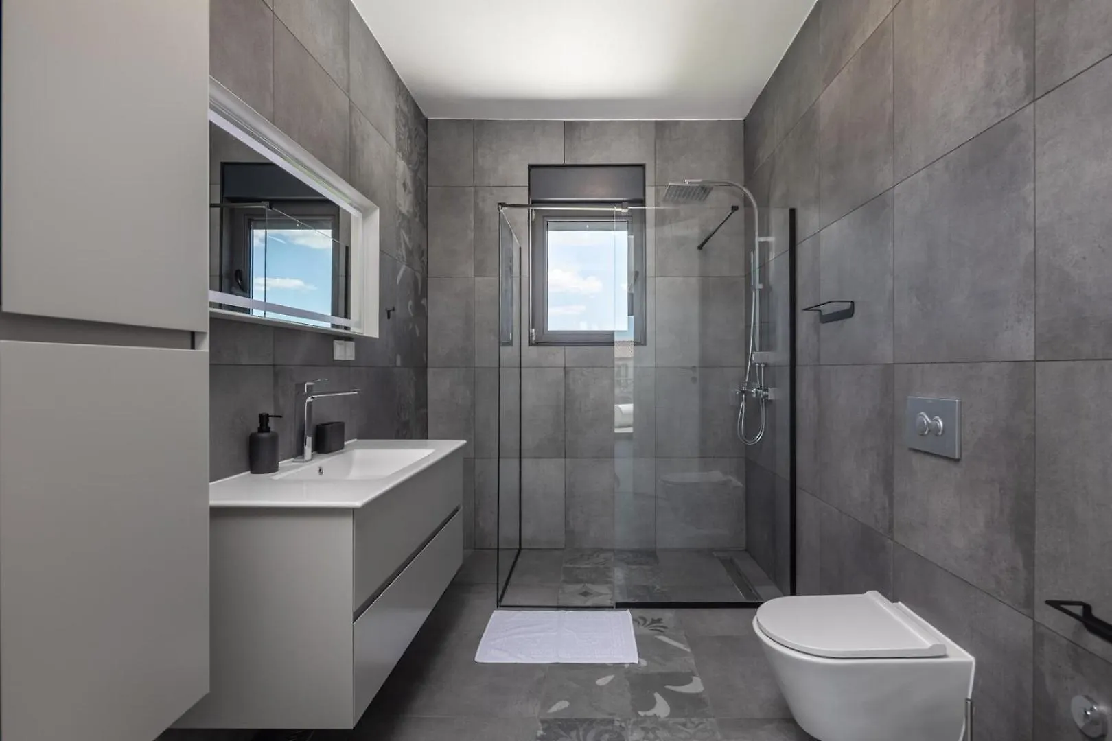 New! Luxury Villa Epic 5 - 50 M2 Heated Pool Jursici 0*,  Croatia
